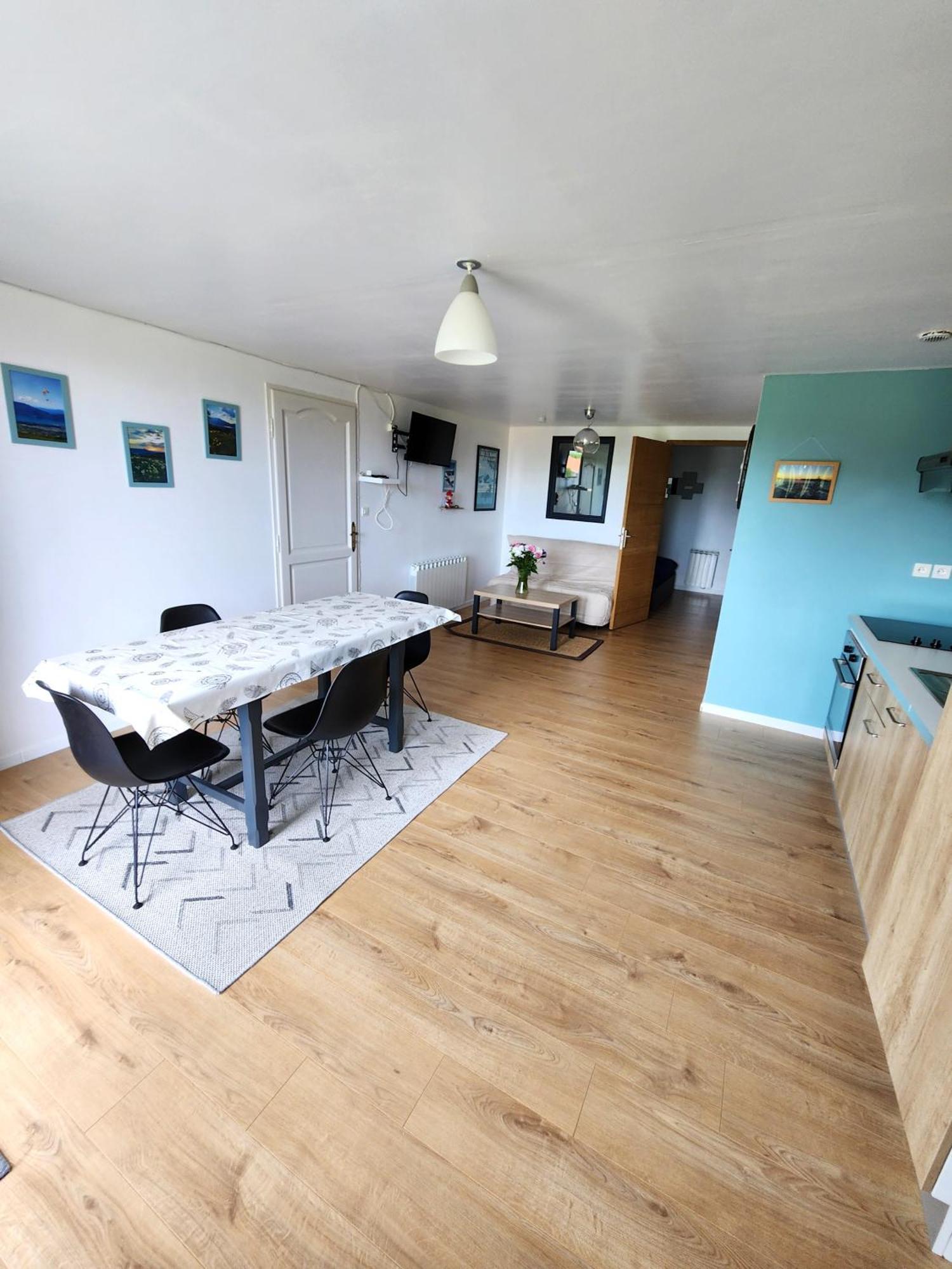 Appartement Independant Dans Maison Au Calme Pugny-Chatenod Eksteriør bilde